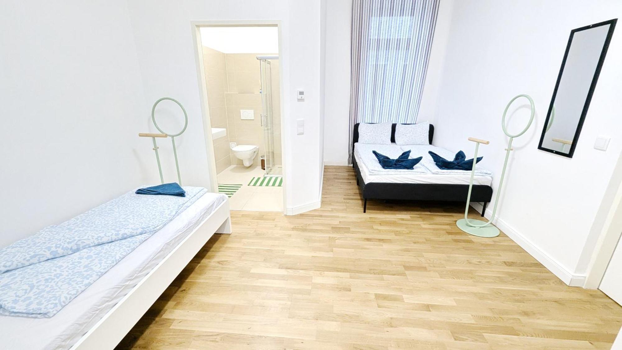 Spacious In A Lively Area Apartamento